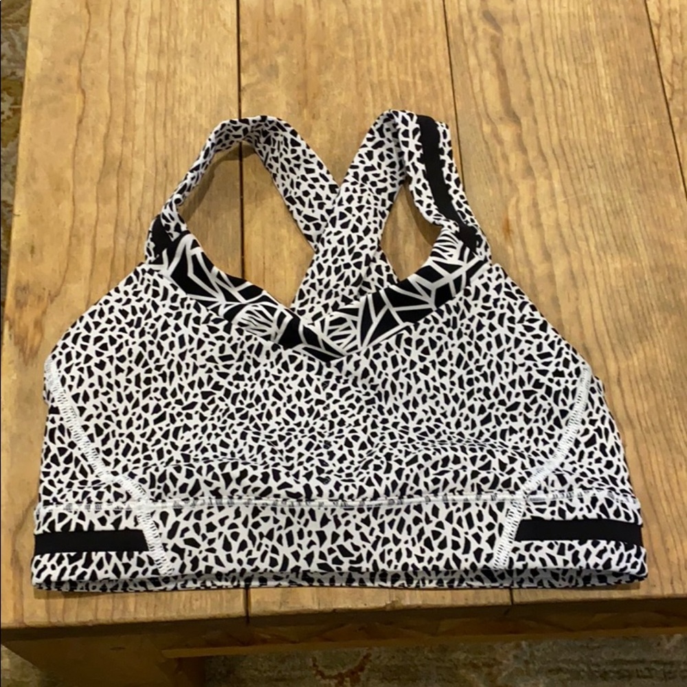 LULU SPORTS BRA